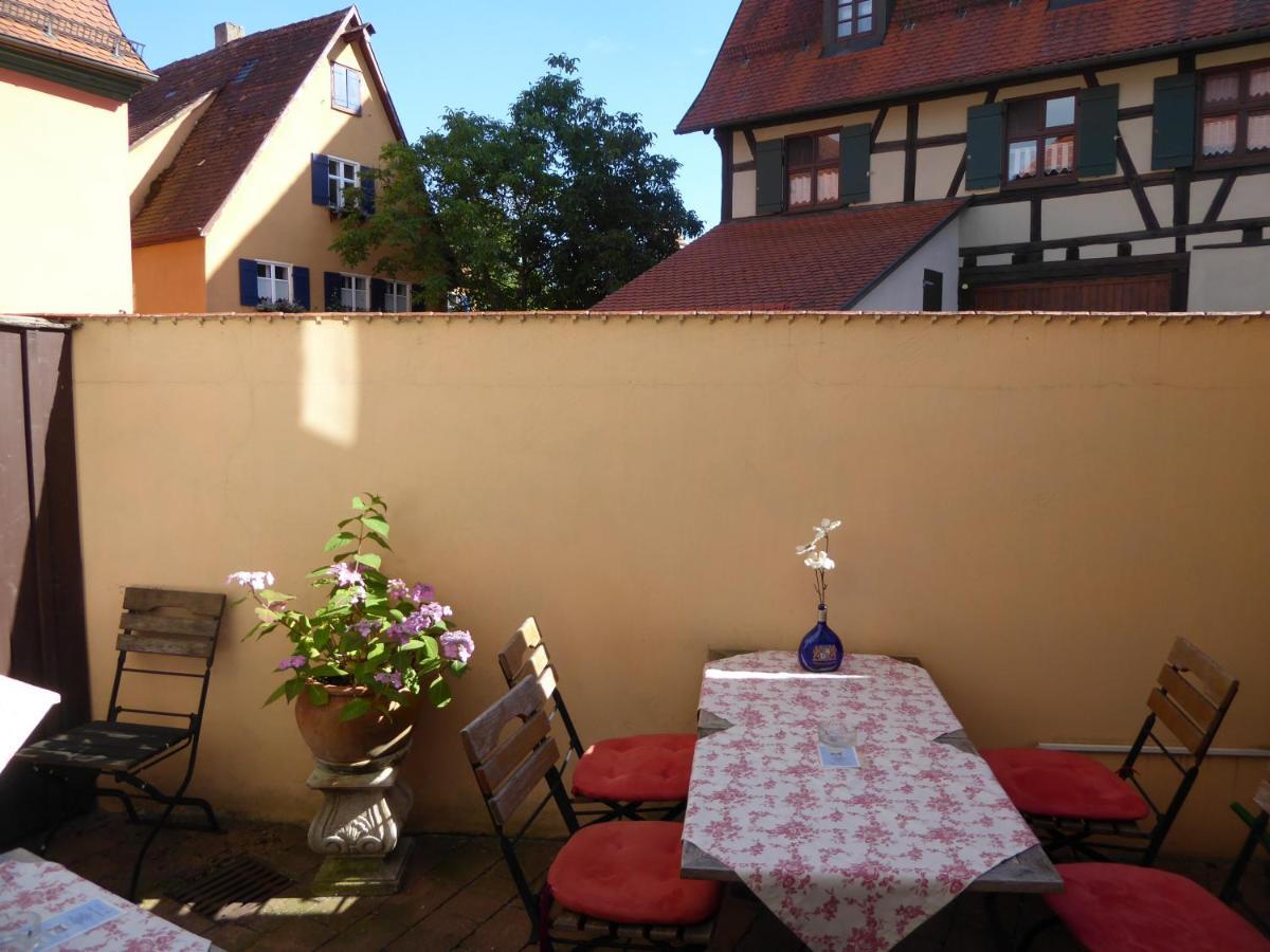 Hotel Haus Appelberg Dinkelsbuhl Bagian luar foto